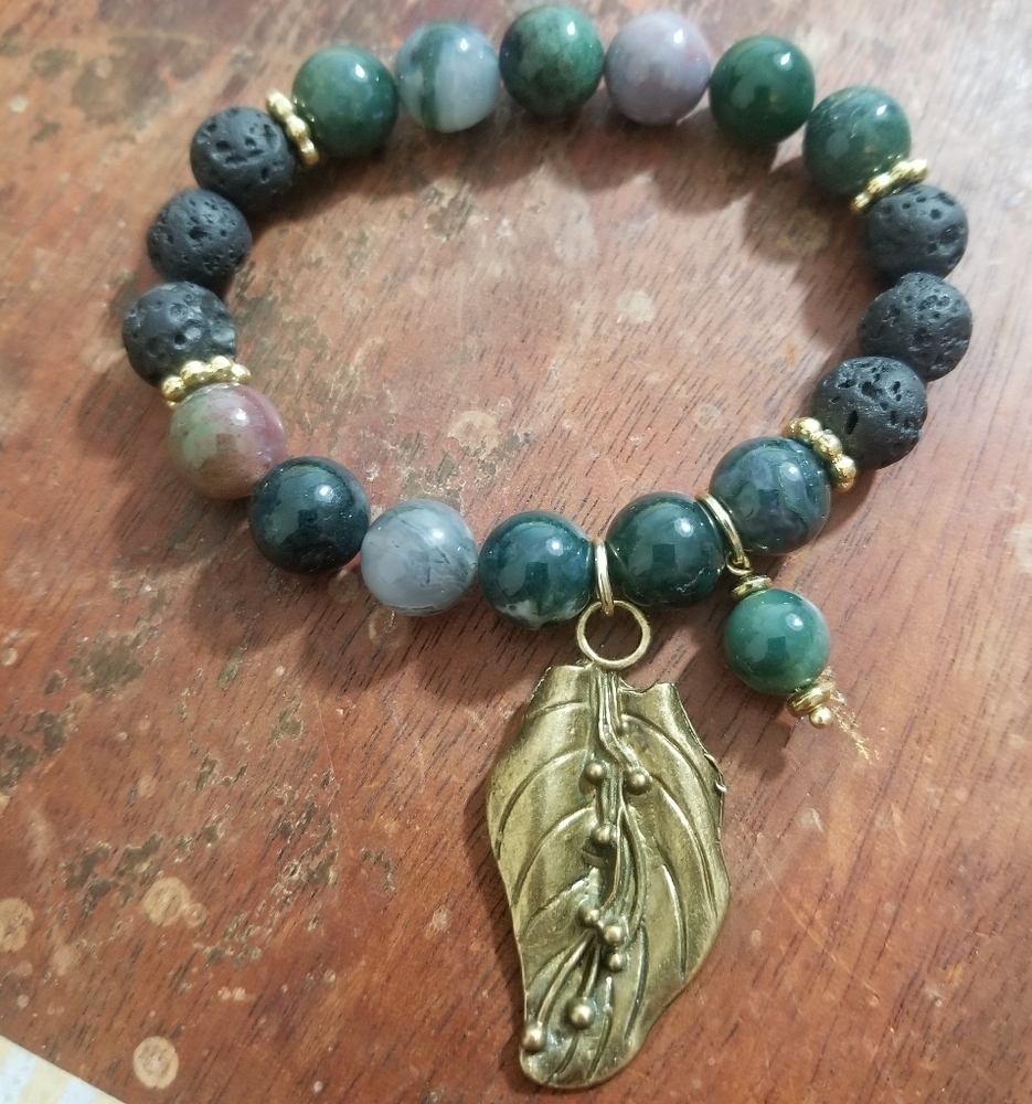 Handcrafted beaded bracelet